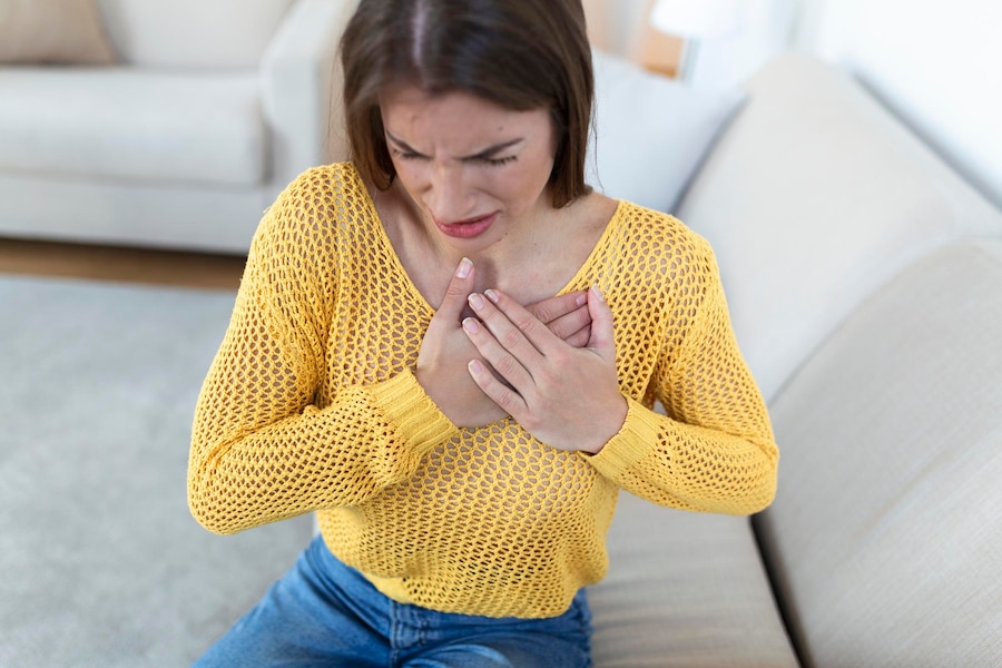 Silent Heart Attacks in Women: The Quiet Threat